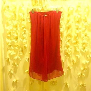 Red Alice & Olivia cocktail dress. 💃🏽
